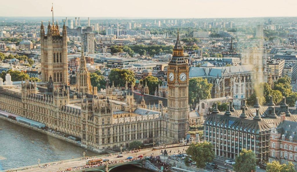 Great Britain by VISEO 